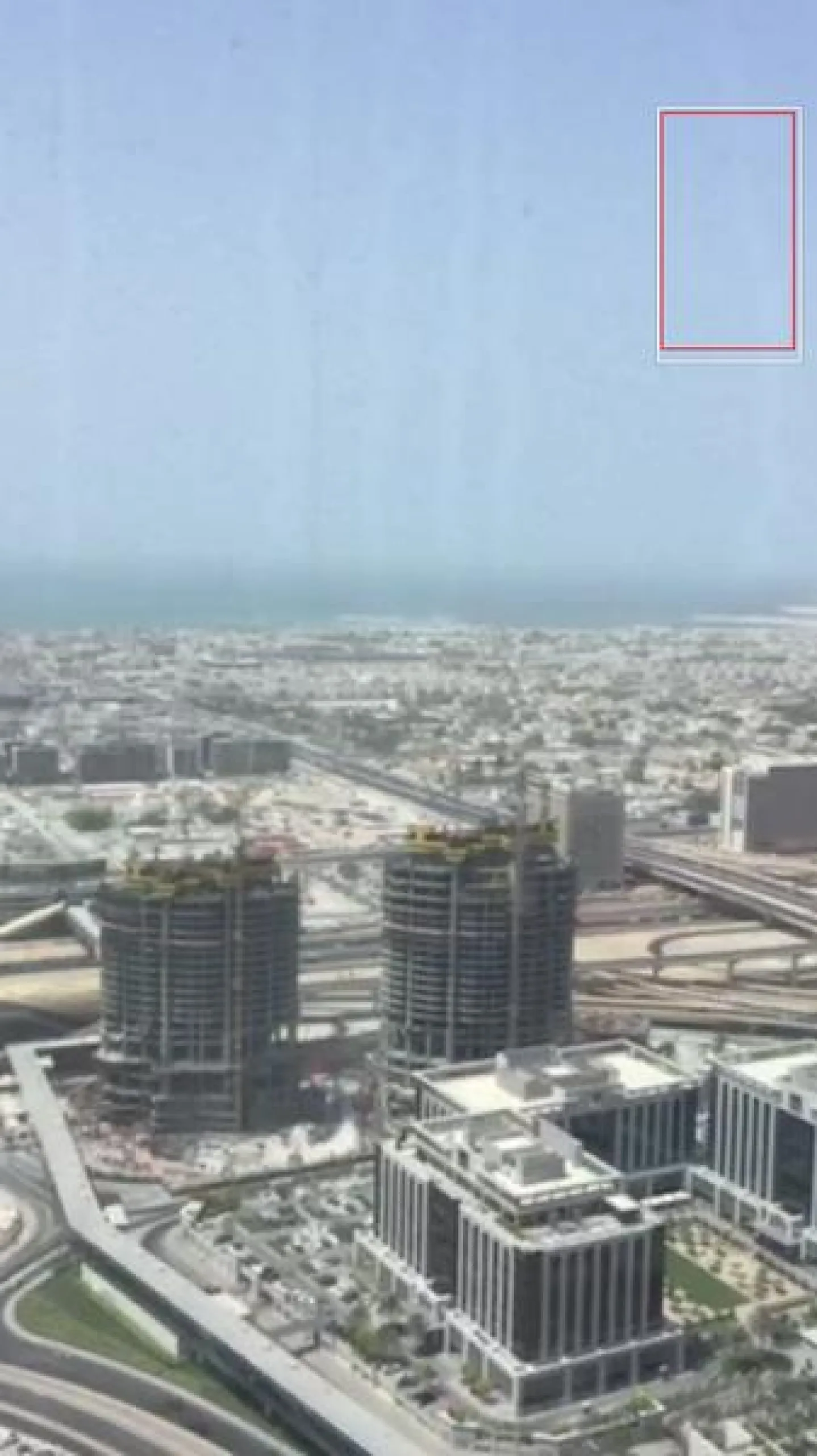 bka2-1590745255101 2 CH à Burj Khalifa – Appartement Dubai (2/9)