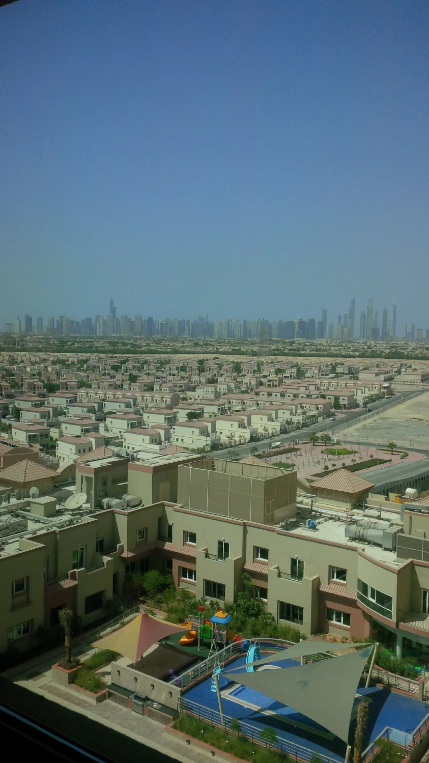 Superbe appartement 3 pièces tout neuf à Jumeirah Village. Offre exceptionnelle - 21 % de réduction! – Appartement Dubai (3/1