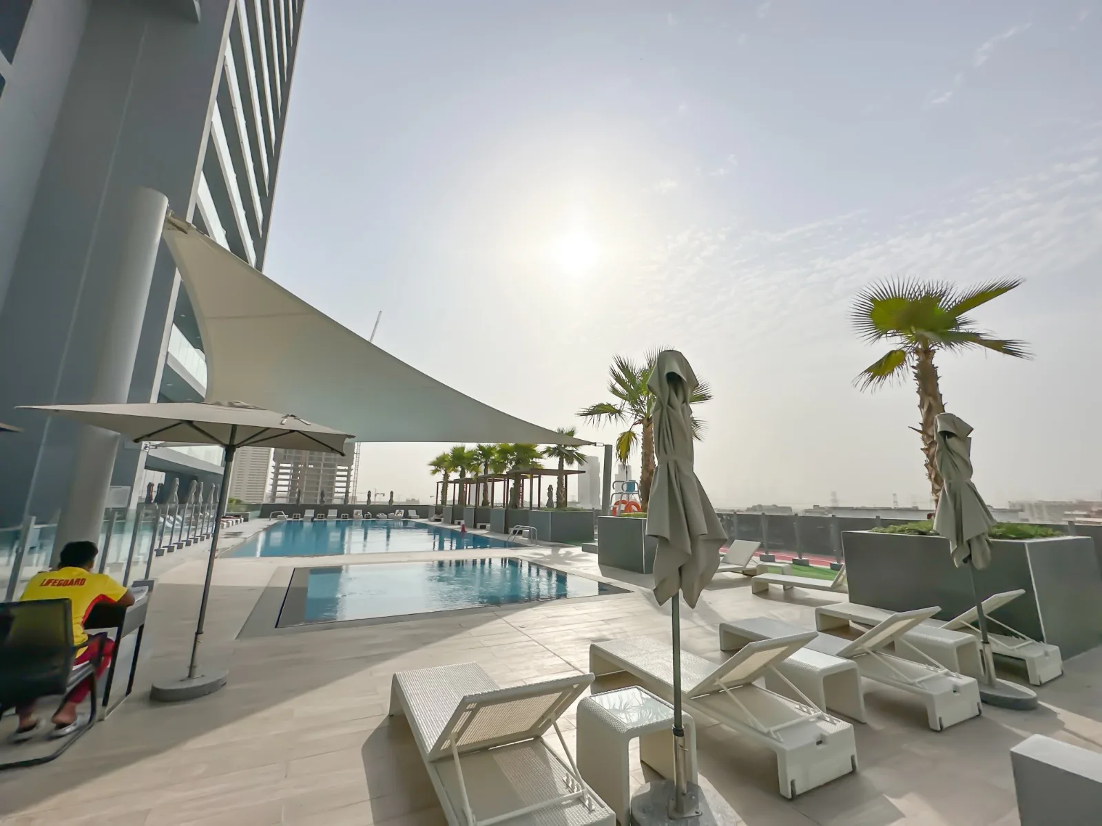 ÉTAGE LE PLUS ÉLEVÉ / VUE SUR LA SKYLINE / ENTIÈREMENT MEUBLÉ – Appartement DUBAI (12/13)