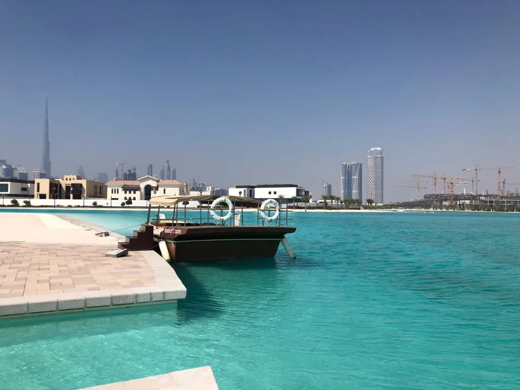 Opportunité exceptionnelle à District One: Villa contemporaine 500m2 - 5 chambres à proximité du lagon. FRAIS DE NOTAIRE OFFE