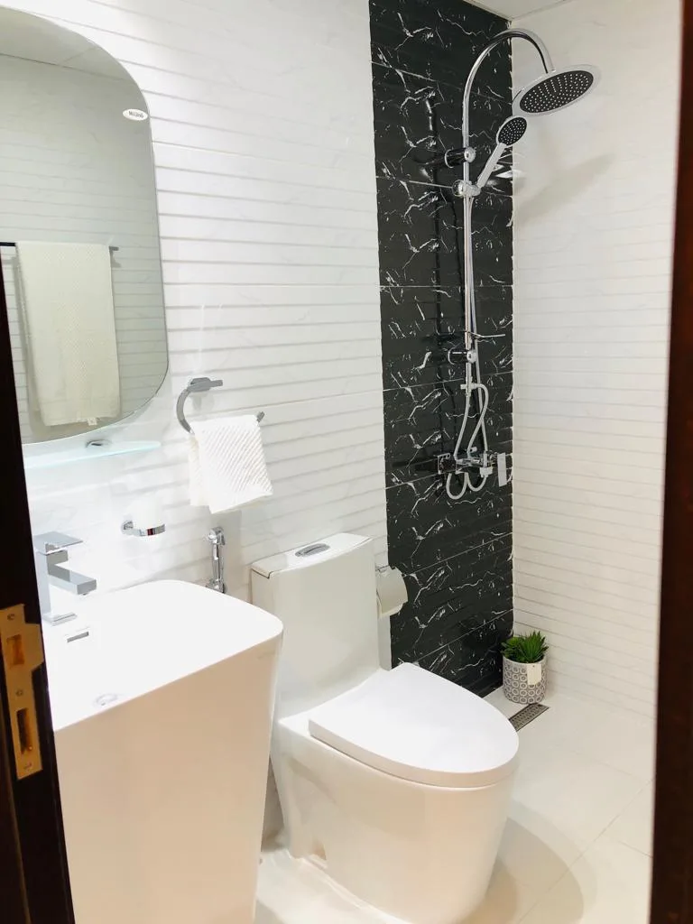 Studio avec vue sur piscine - neuf semi-meublé - résidence Wavez by Danube. Appartement Dubai (9/9)