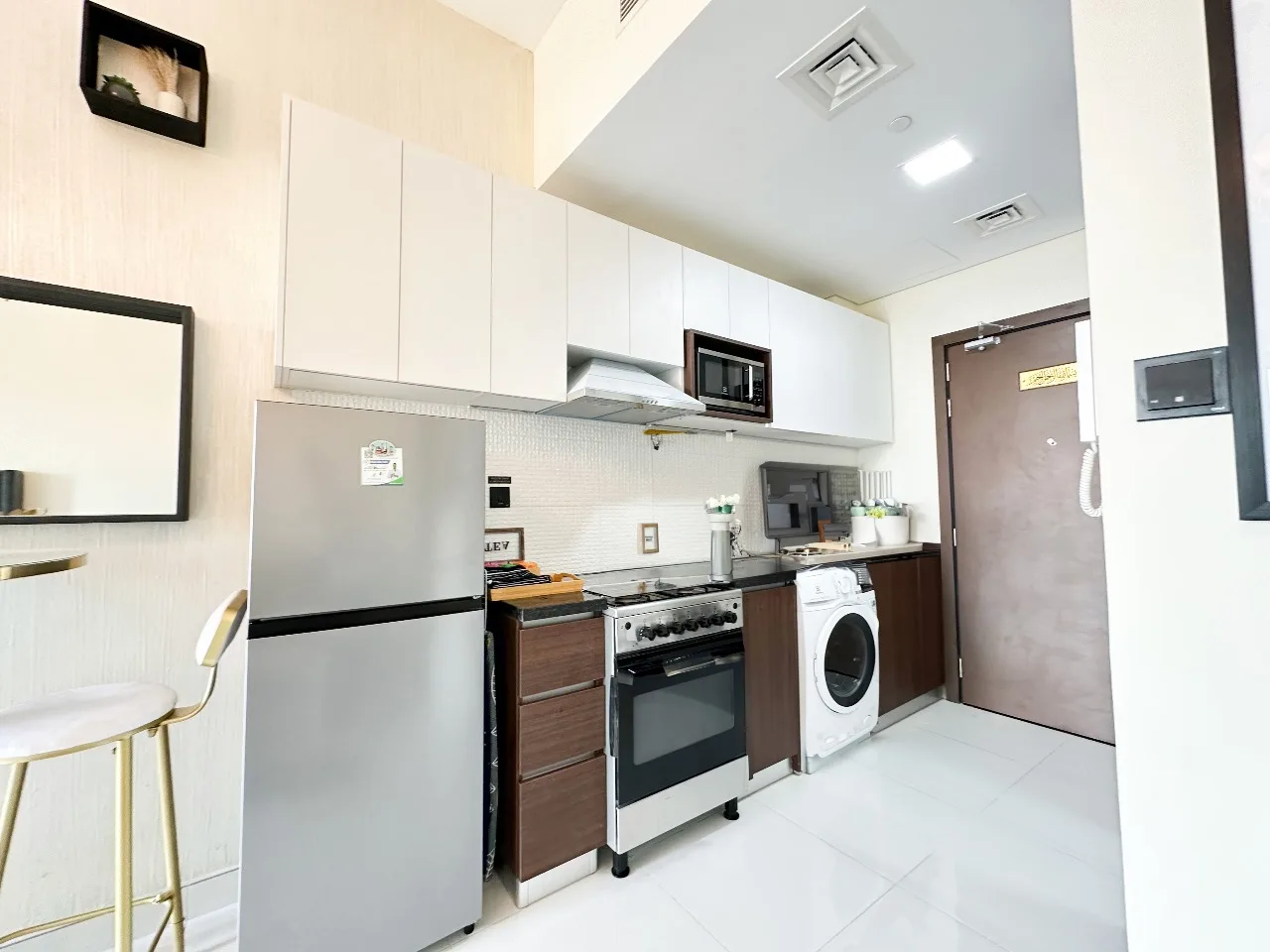 Entièrement meublé | Prêt à emménager | Tout neuf – Appartement DUBAI (9/13)