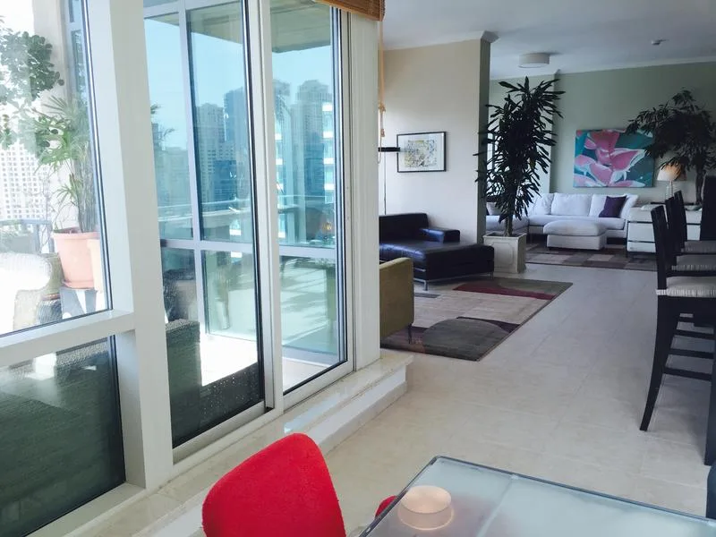 Superbe villa lumineuse, avec piscine dans un des plus beaux quartiers résidentiel de Dubai – Villa Dubai (16/30)