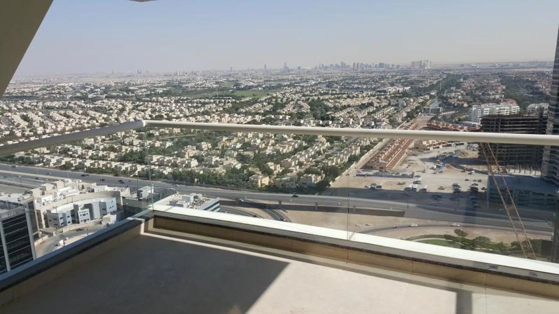 3 chambre Jumeirah Lake Towers – Appartement Dubai (4/10)