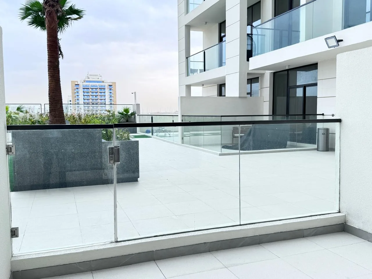 89202-IMG-20250311-WA0013 PLUS GRAND AGENCEMENT | LIBRE | NON MEUBLÉ – Appartement Dubai (9/15)