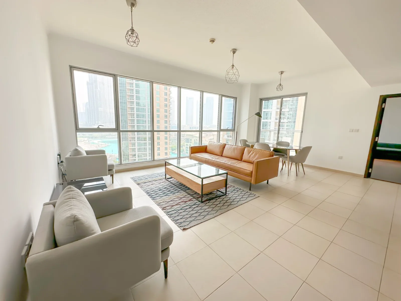 47858-WhatsApp-Image-2023-07-20-at-14.46.04-2 BURJ KHALIFA ET VUES SUR LA FONTAINE / MEUBLÉ – Appartement DUBAI (2/12)