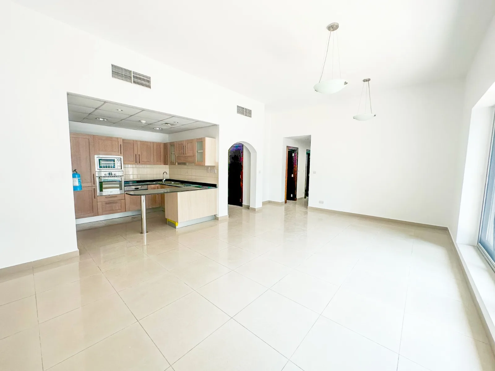 48877-WhatsApp-Image-2023-08-10-at-16.47.28-4 Climatisation incluse | Appartement spacieux 2 BHK | Marina – Appartement DUBAI (2/10)
