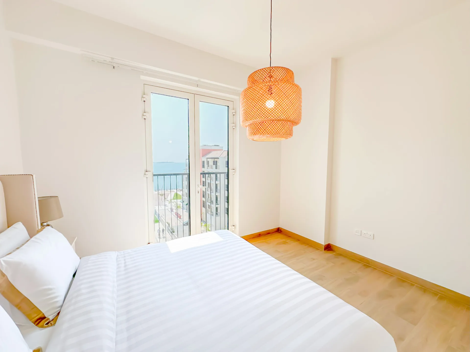BORD DE MER / ÉTAGE ÉLEVÉ / MEUBLES DE LUXE – Appartement DUBAI (10/20)