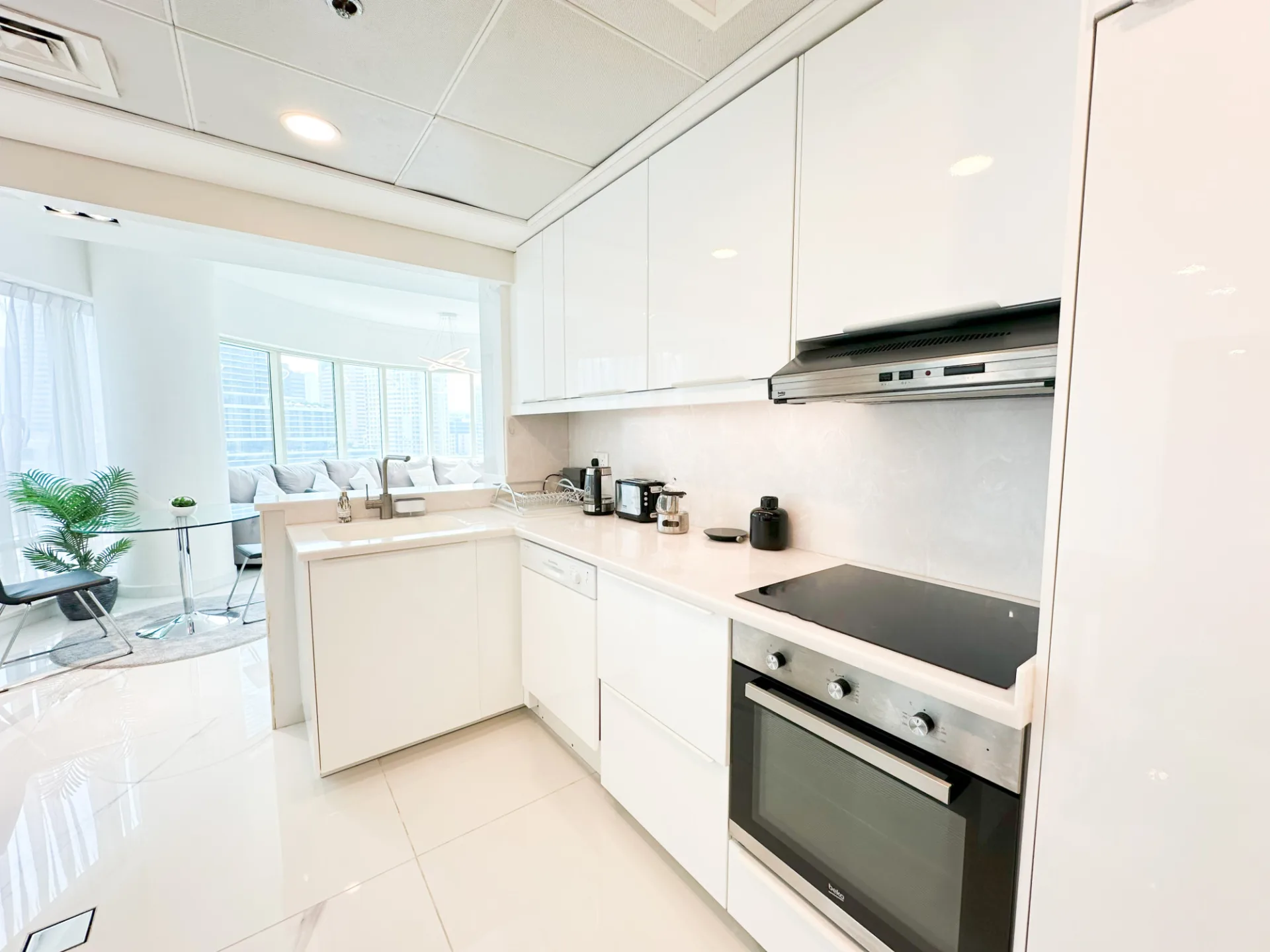 50670-IMG_2039 VUE SUR LA MARINA / CLIMATISSATION GRATUITE / MEUBLES DE LUXE – Appartement DUBAI (7/20)