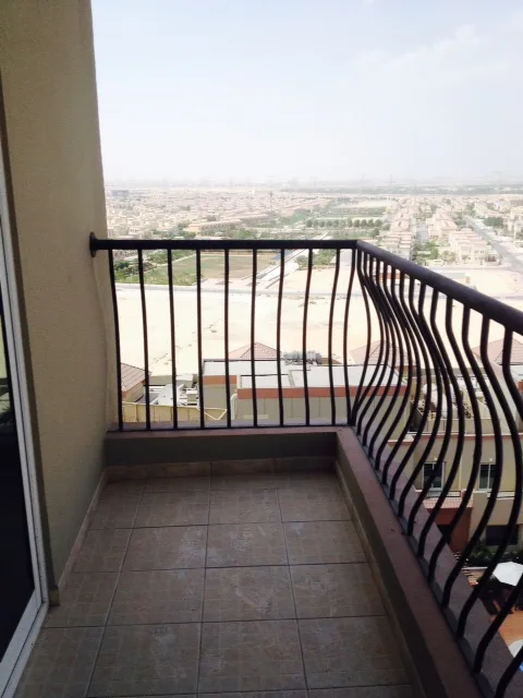 Superbe appartement 3 pièces tout neuf à Jumeirah Village. Offre exceptionnelle - 21 % de réduction! – Appartement Dubai (13/