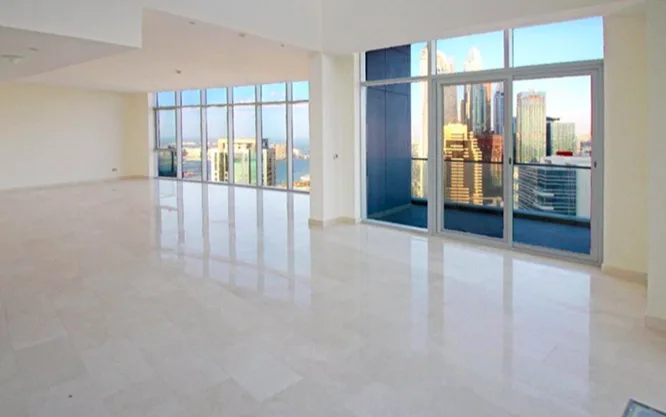 Triplex de 5 chambres avec vue spectaculaire sur la Mer et la Marina – Appartement Dubai (8/9)
