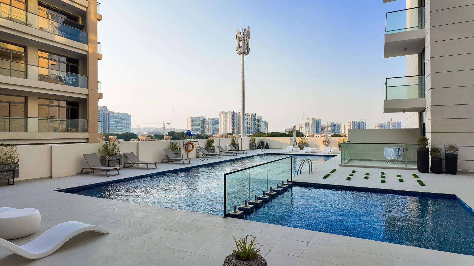 89195-DJI_20250130170609_0477_D PLUS GRAND AGENCEMENT | LIBRE | NON MEUBLÉ – Appartement Dubai (12/15)