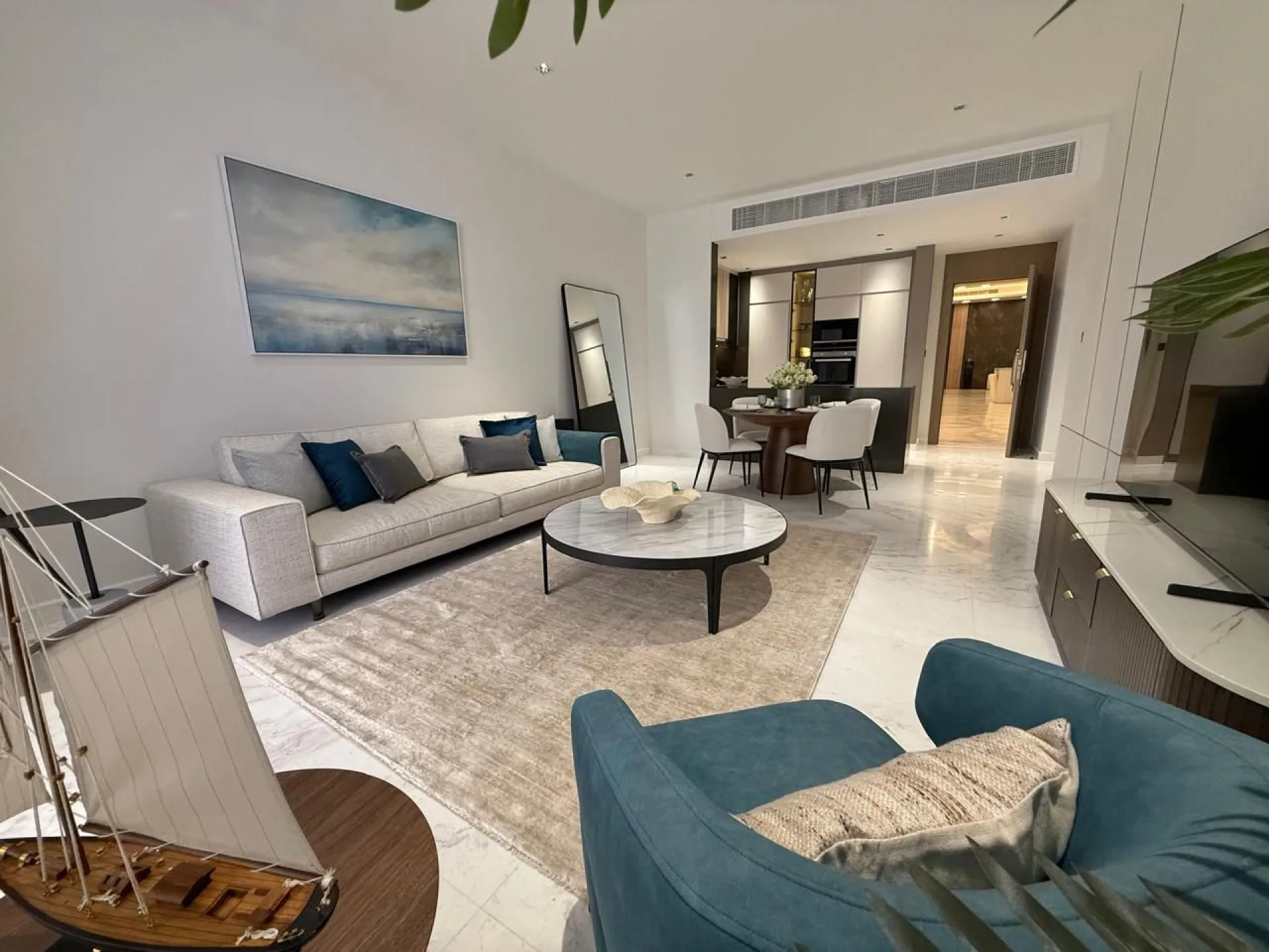 105243-whatsapp-image-2025-10-14-at-094104-2 FRANCK MULLER YACHTING - MARITYME CITY – Appartement Dubai (11/15)