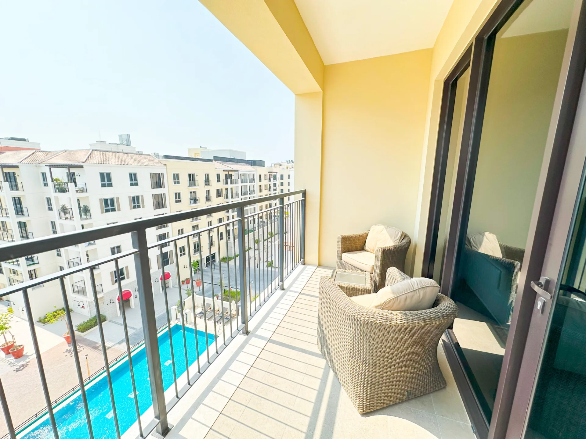 BORD DE MER / ÉTAGE ÉLEVÉ / MEUBLES DE LUXE – Appartement DUBAI (3/20)