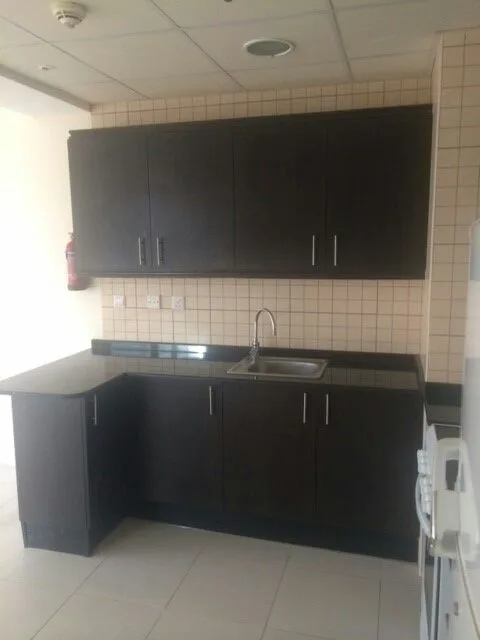 Superbe studio avec terrasse à vendre sur la Marina. Appartement Dubai (3/5)