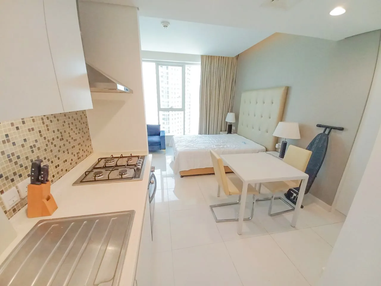 VUE sur le CANAL / ÉTAGE ÉLEVÉ / MEUBLÉ – Appartement DUBAI (8/9)