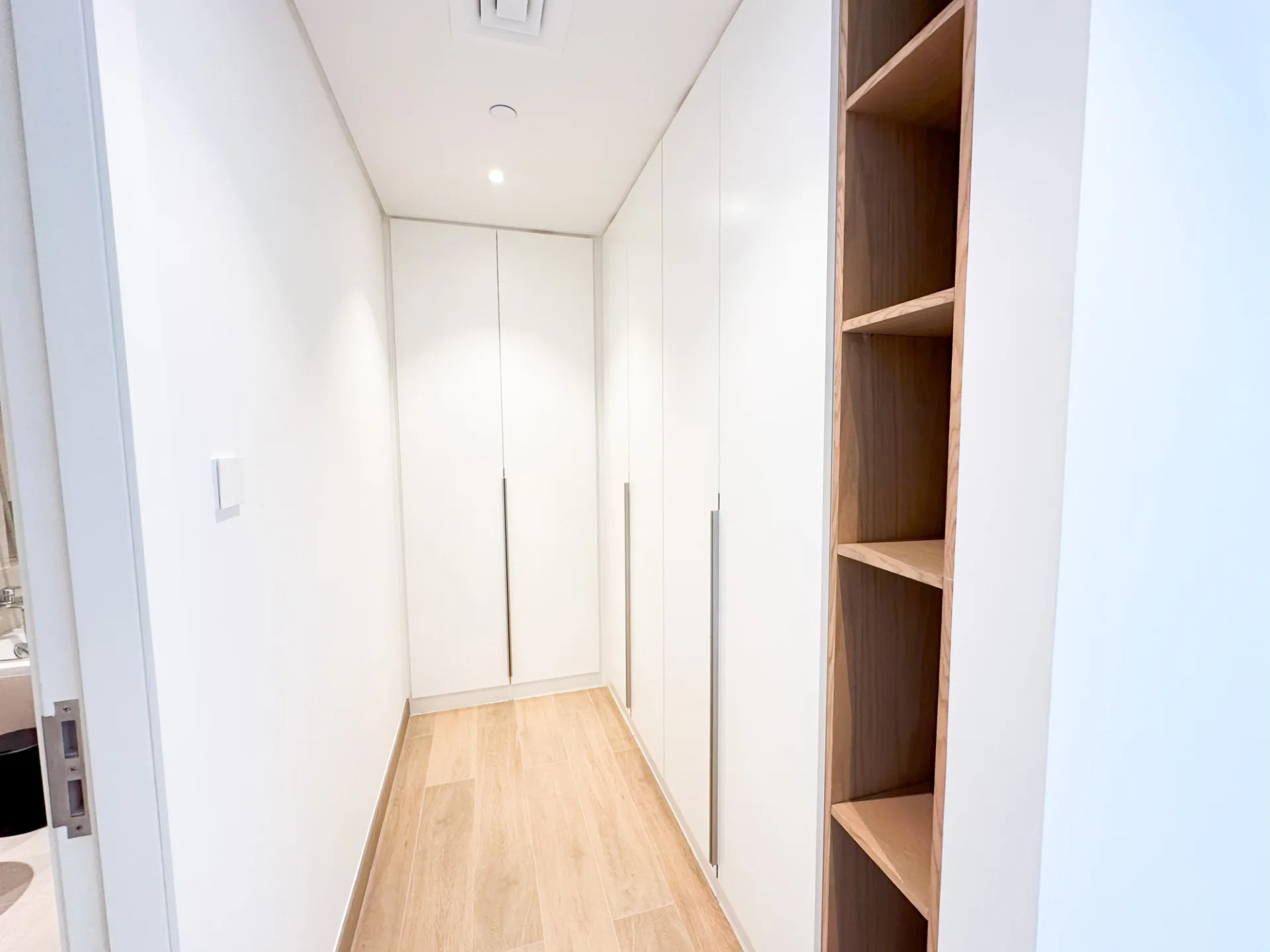 BORD DE MER / ÉTAGE ÉLEVÉ / MEUBLES DE LUXE – Appartement DUBAI (11/20)