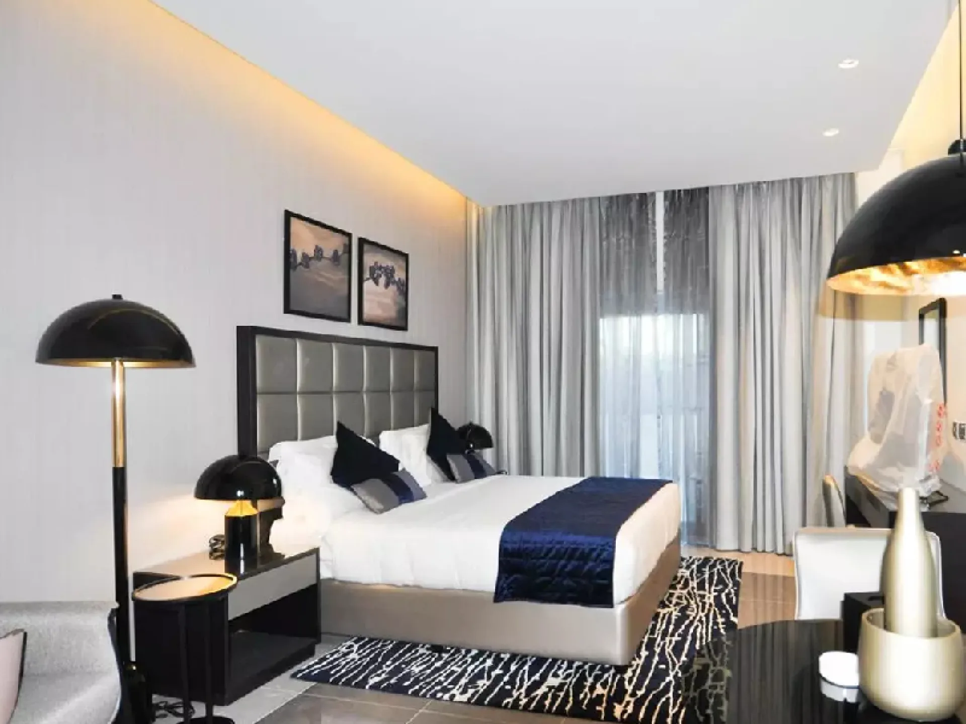 STUDIO MEUBLÉ DE 45 M2 À 5 MINUTES DU CENTRE – Appartement Dubai (4/10)