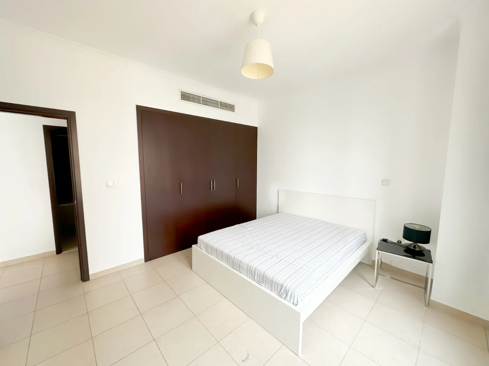 47865-WhatsApp-Image-2023-07-20-at-14.46.06-3 BURJ KHALIFA ET VUES SUR LA FONTAINE / MEUBLÉ – Appartement DUBAI (9/12)