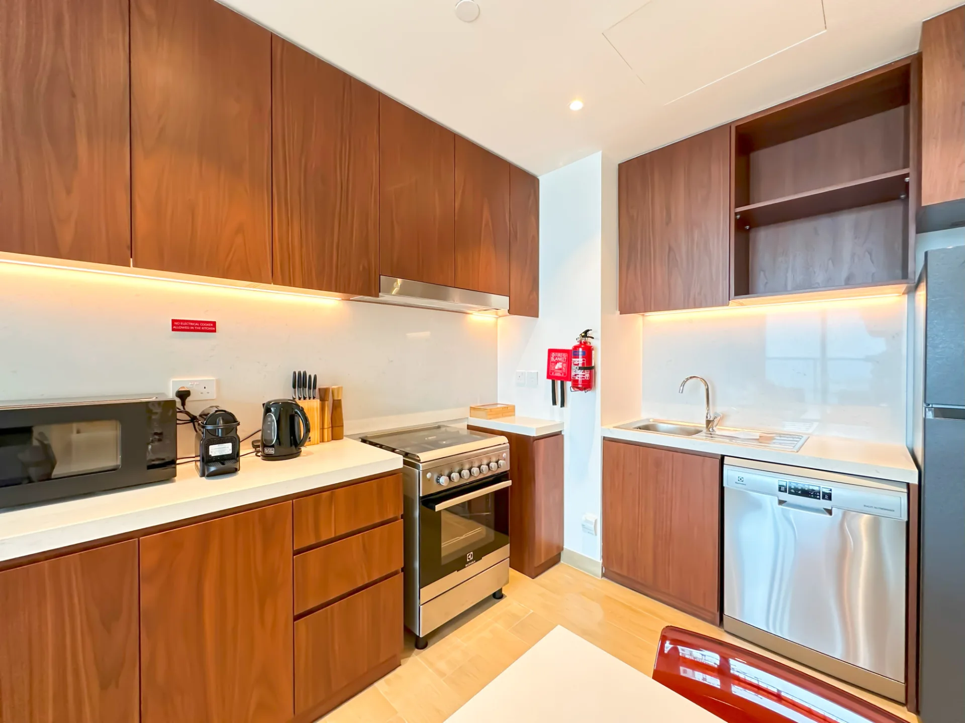 BORD DE MER / ÉTAGE ÉLEVÉ / MEUBLES DE LUXE – Appartement DUBAI (7/20)