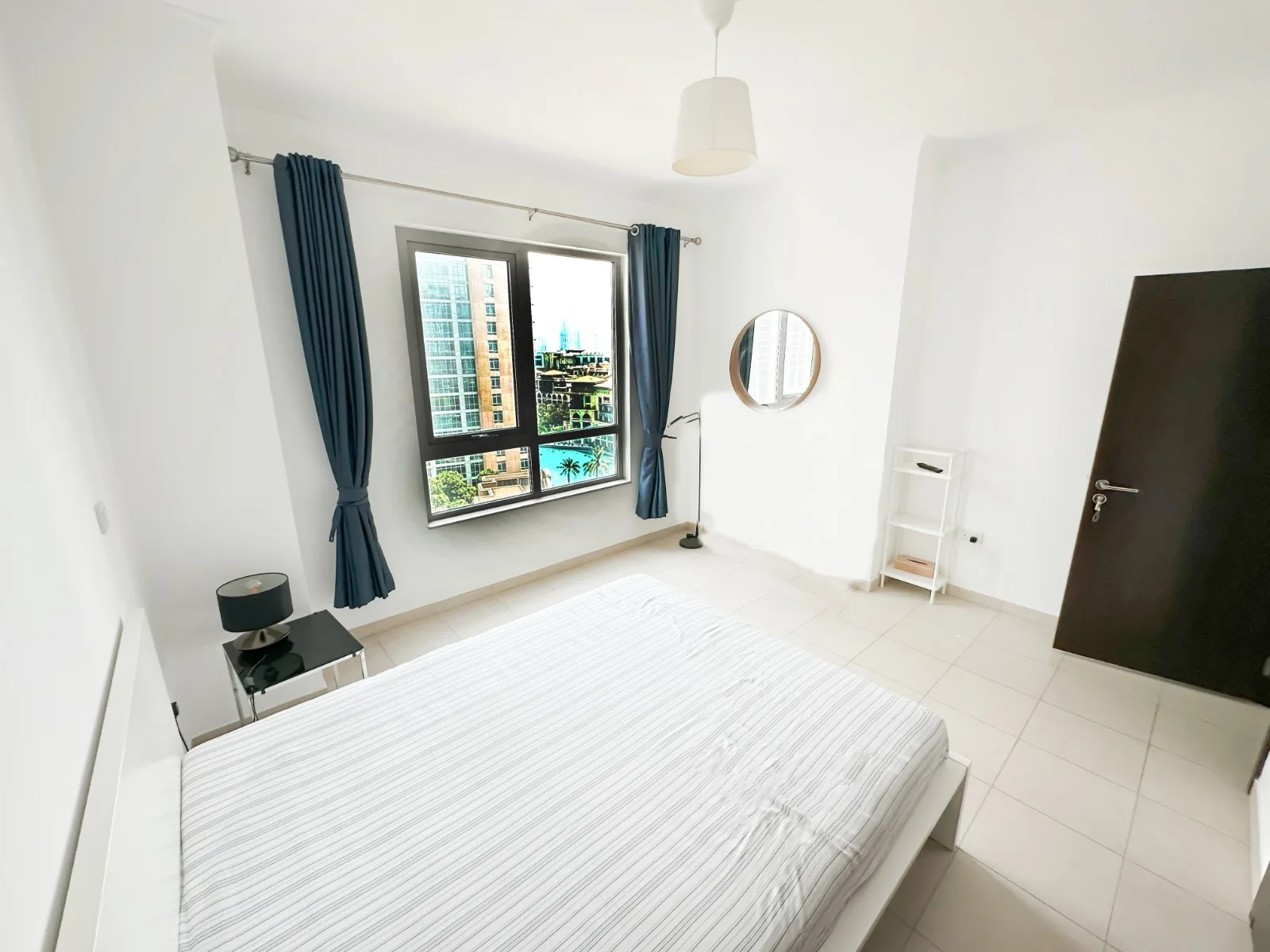 47864-WhatsApp-Image-2023-07-20-at-14.46.06-2 BURJ KHALIFA ET VUES SUR LA FONTAINE / MEUBLÉ – Appartement DUBAI (8/12)