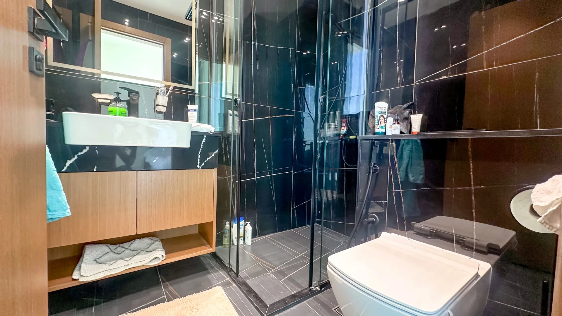 Neuf | Meublé | Étage Élevé & Vue Imprenable Appartement Dubai
