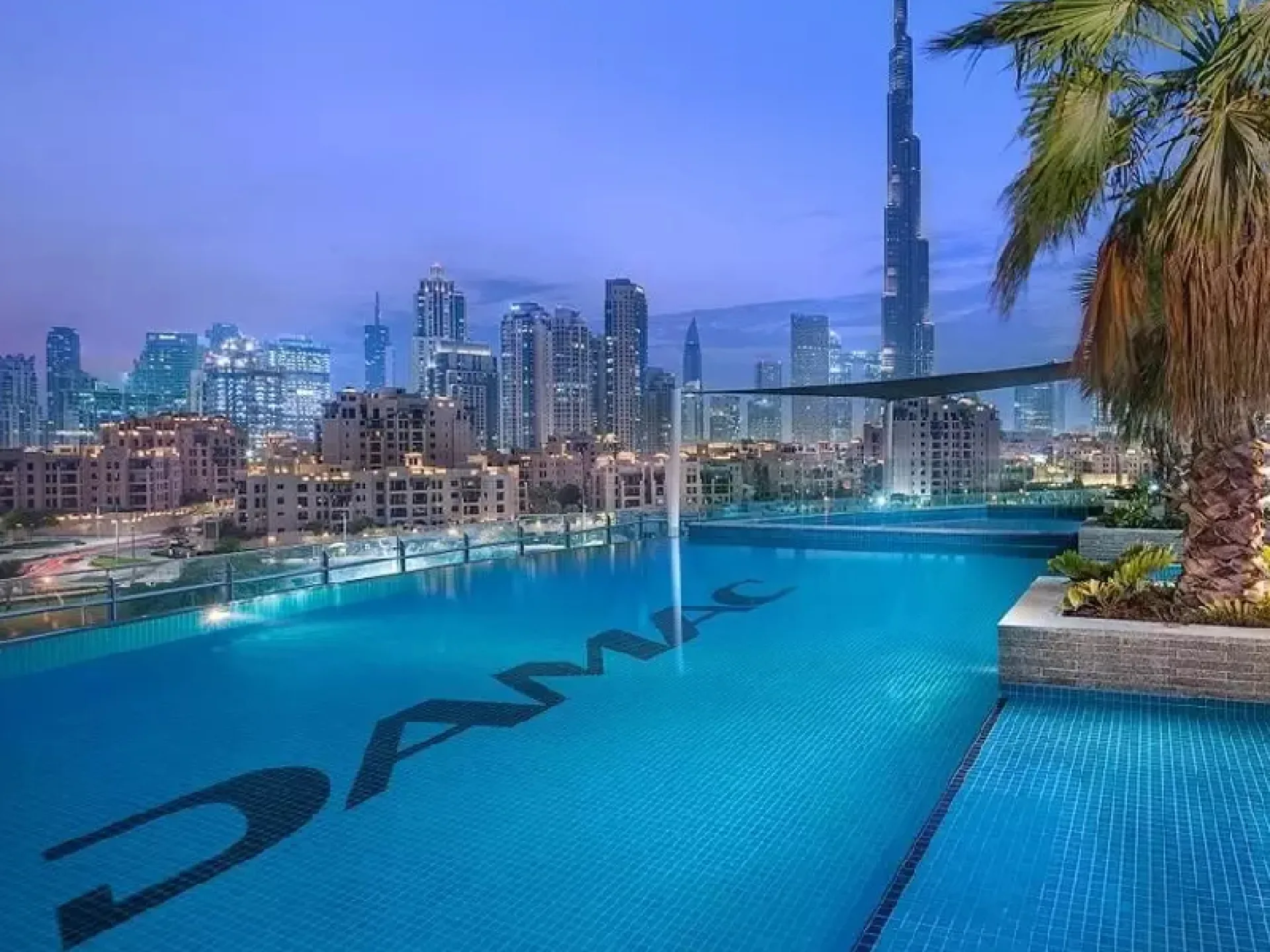 STUDIO MEUBLÉ DE 45 M2 À 5 MINUTES DU CENTRE – Appartement Dubai (6/10)