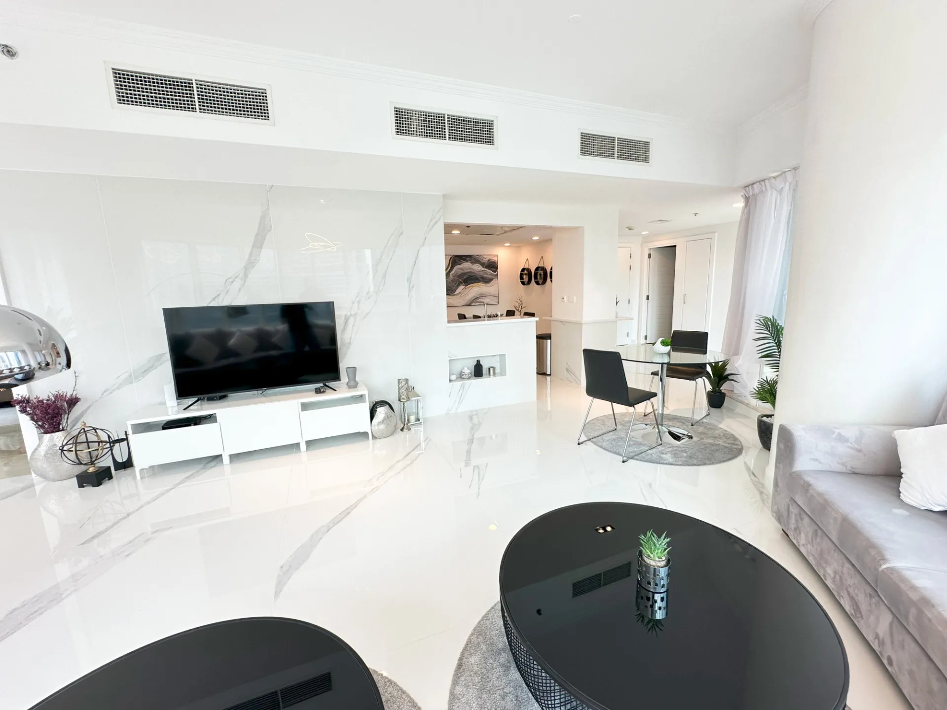 50675-IMG_2045 VUE SUR LA MARINA / CLIMATISSATION GRATUITE / MEUBLES DE LUXE – Appartement DUBAI (5/20)