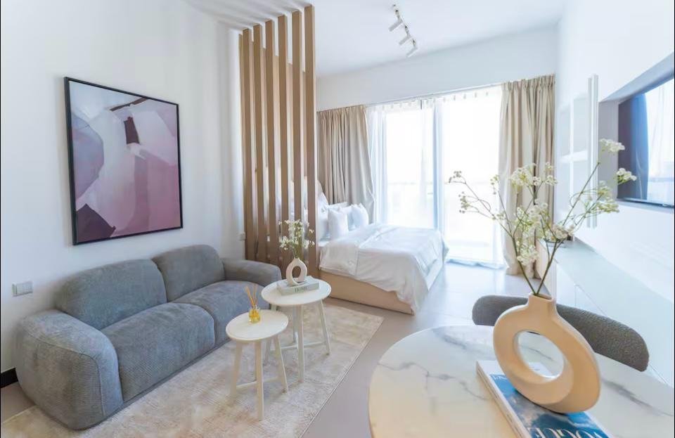 MEUBLÉ AVEC STYLE | ENTIÈREMENT ÉQUIPÉ | BIEN ENTRETENU Appartement Dubai