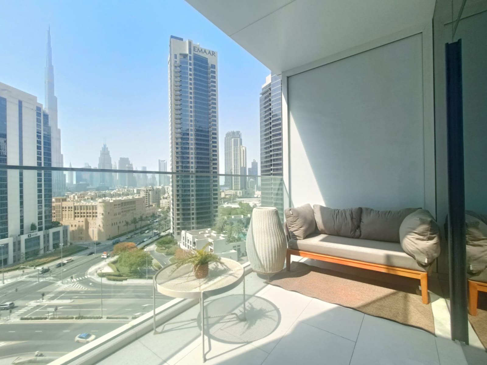 Grand balcon | Vue sur Burj Khalifa | Entièrement meublé Appartement