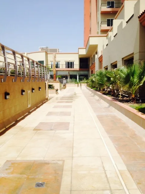 Superbe appartement 3 pièces tout neuf à Jumeirah Village. Offre exceptionnelle - 21 % de réduction! – Appartement Dubai (4/1