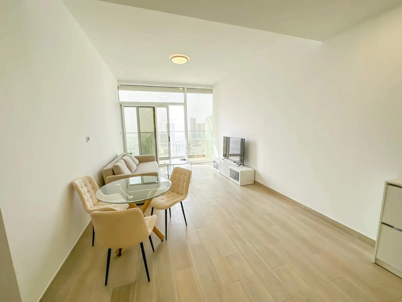 ÉTAGE LE PLUS ÉLEVÉ / VUE SUR LA SKYLINE / ENTIÈREMENT MEUBLÉ – Appartement DUBAI (4/13)
