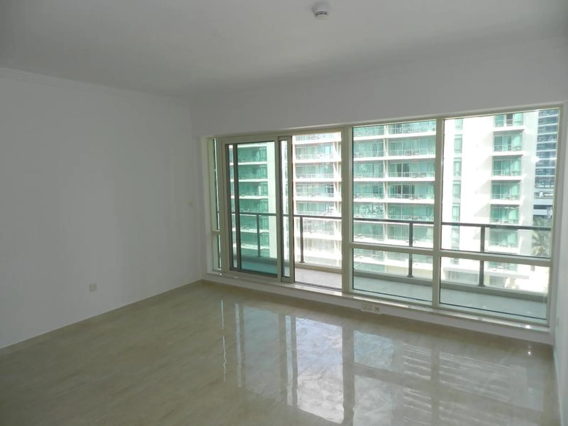 1 CH- Unité rare - Majara 5 - Vacant - Vue sur la Marina – Appartement Dubai (3/10)