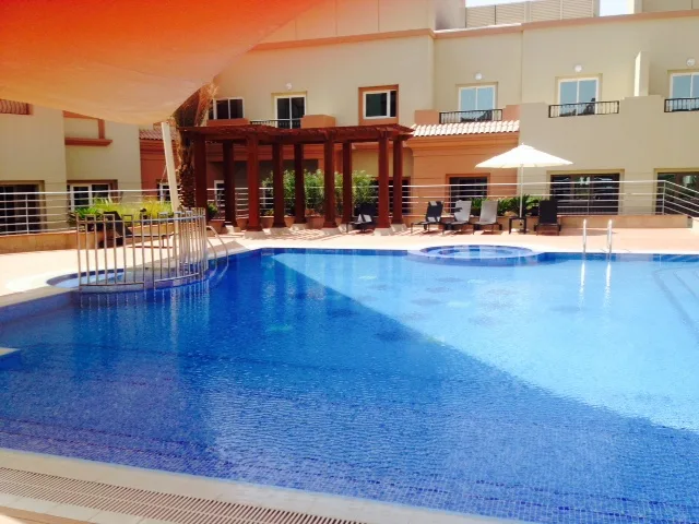Superbe appartement 3 pièces tout neuf à Jumeirah Village. Offre exceptionnelle - 21 % de réduction! – Appartement Dubai (2/1