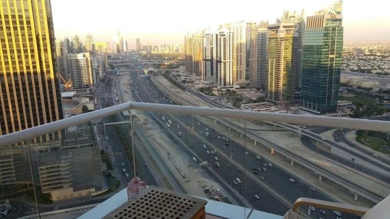 Grand appartement 2 chambres avec vue impressionante à la Marina – Appartement Dubai (5/8)