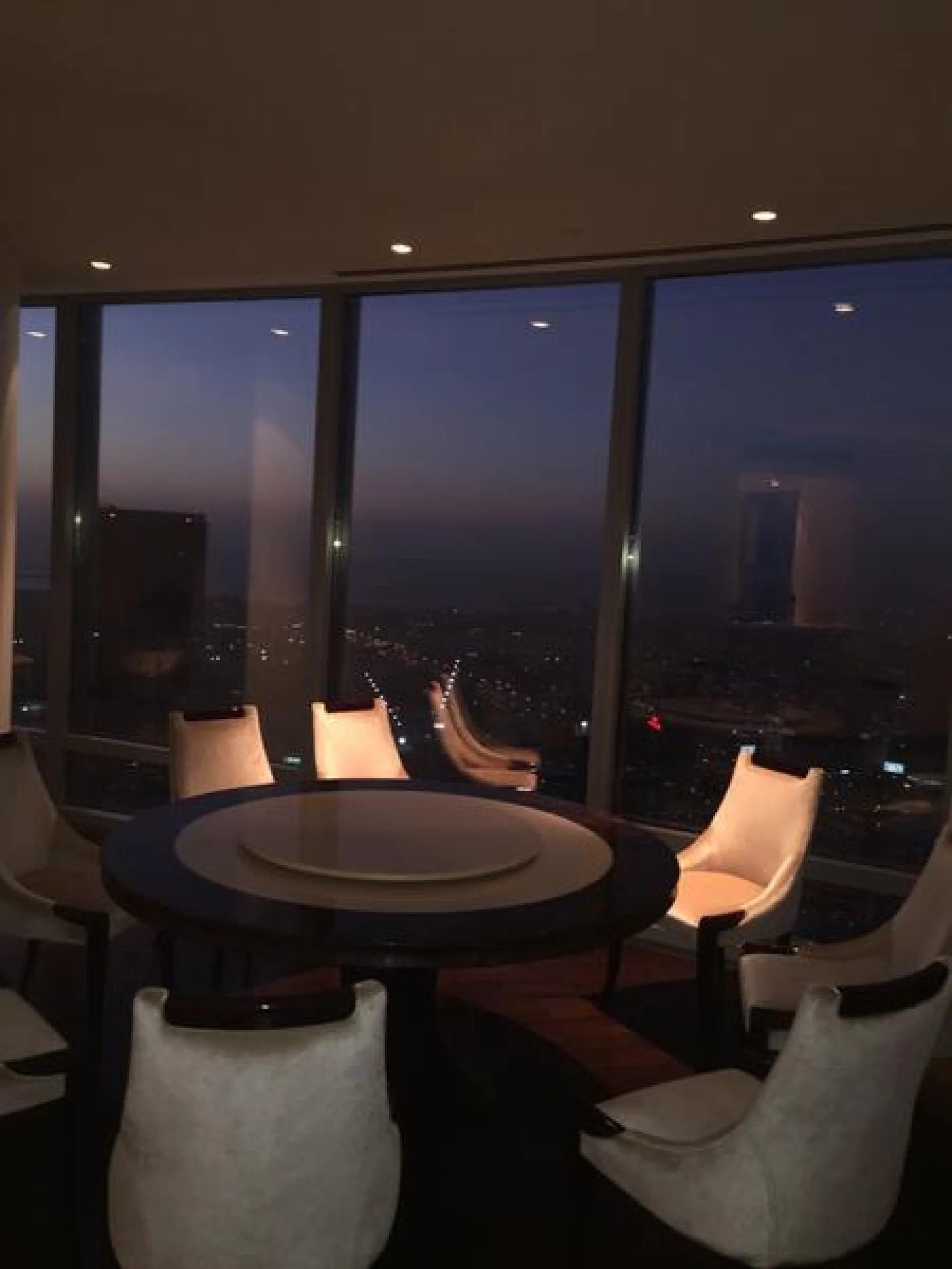 bka6-1590745259101 2 CH à Burj Khalifa – Appartement Dubai (5/9)