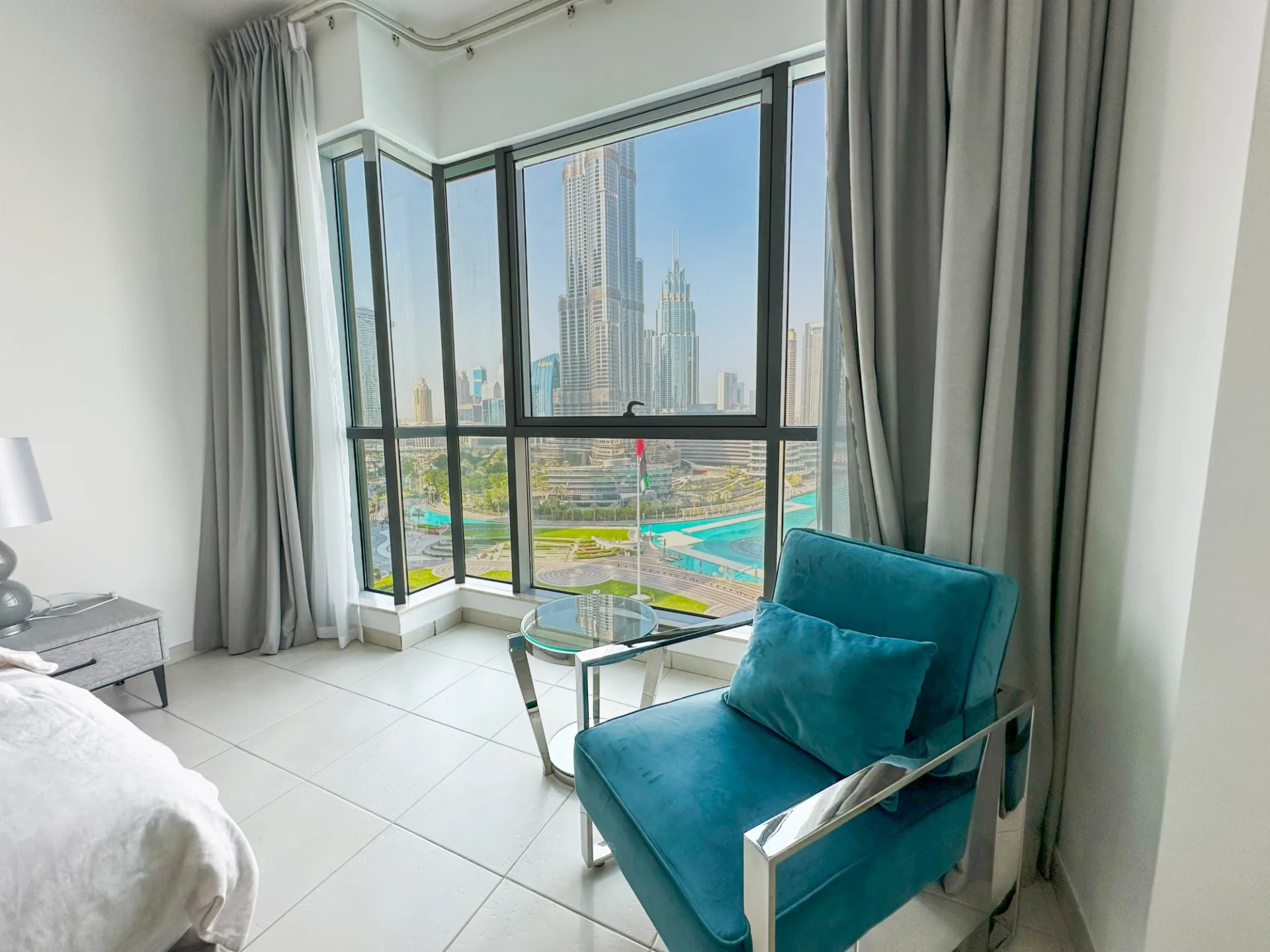 VUE SUR LE BURJ KHALIFA ET LA FONTAINE / MEUBLÉ / CLIMATISSATION GRATUITE – Appartement DUBAI (13/20)
